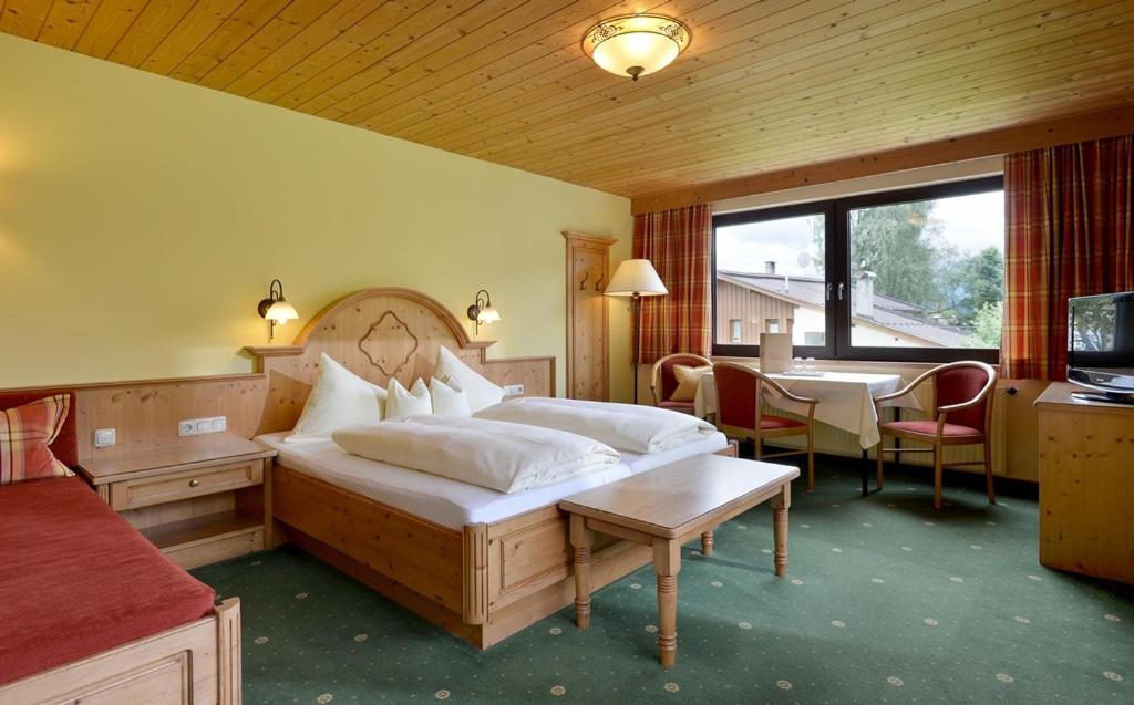 Gaestehaus Rottenspacher Кёссен Экстерьер фото