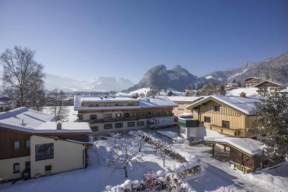 Gaestehaus Rottenspacher Кёссен Экстерьер фото